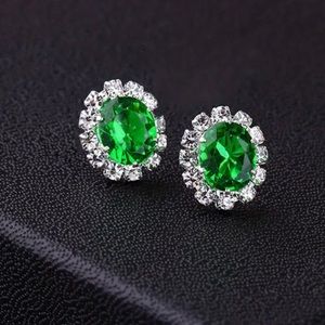 NEW Elegant Oval Grass Green Emerald Vintage style Evening Stud Earrings